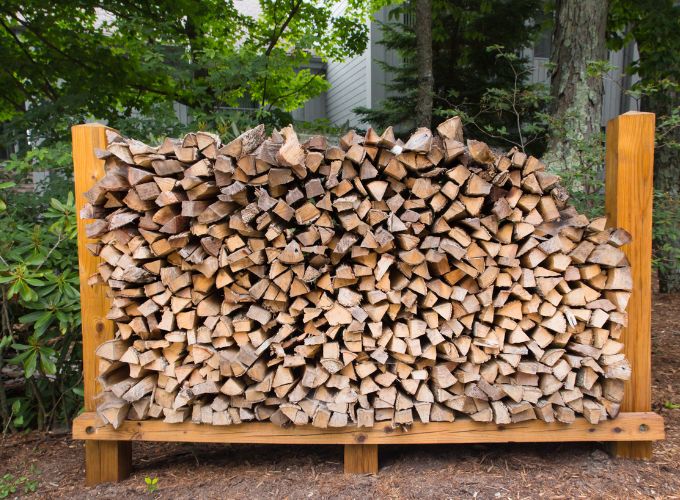 La legna da ardere è un biocombustibile