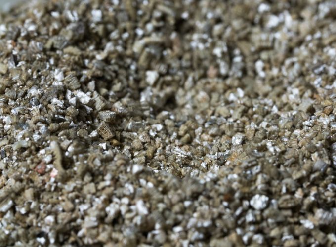 Vermiculiet, mineraal en plantensubstraat 