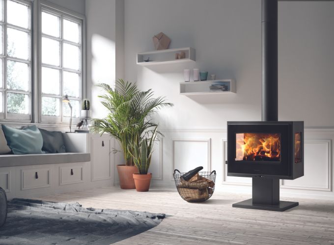 Benefits of using a wood stove in summer: Decoration and energy savings